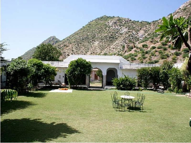 Rajmahal Palace - Kanota Hotels Deoli Exterior photo